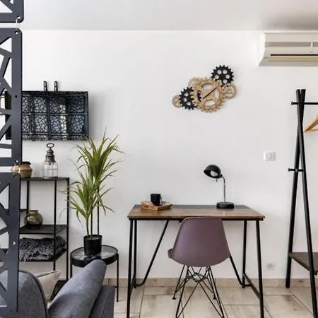 Saint-etienne Bellevue Confort 2 Apartment *